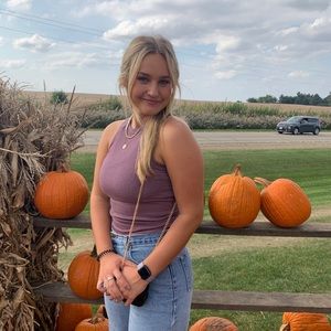 Meet your Posher, Olivia